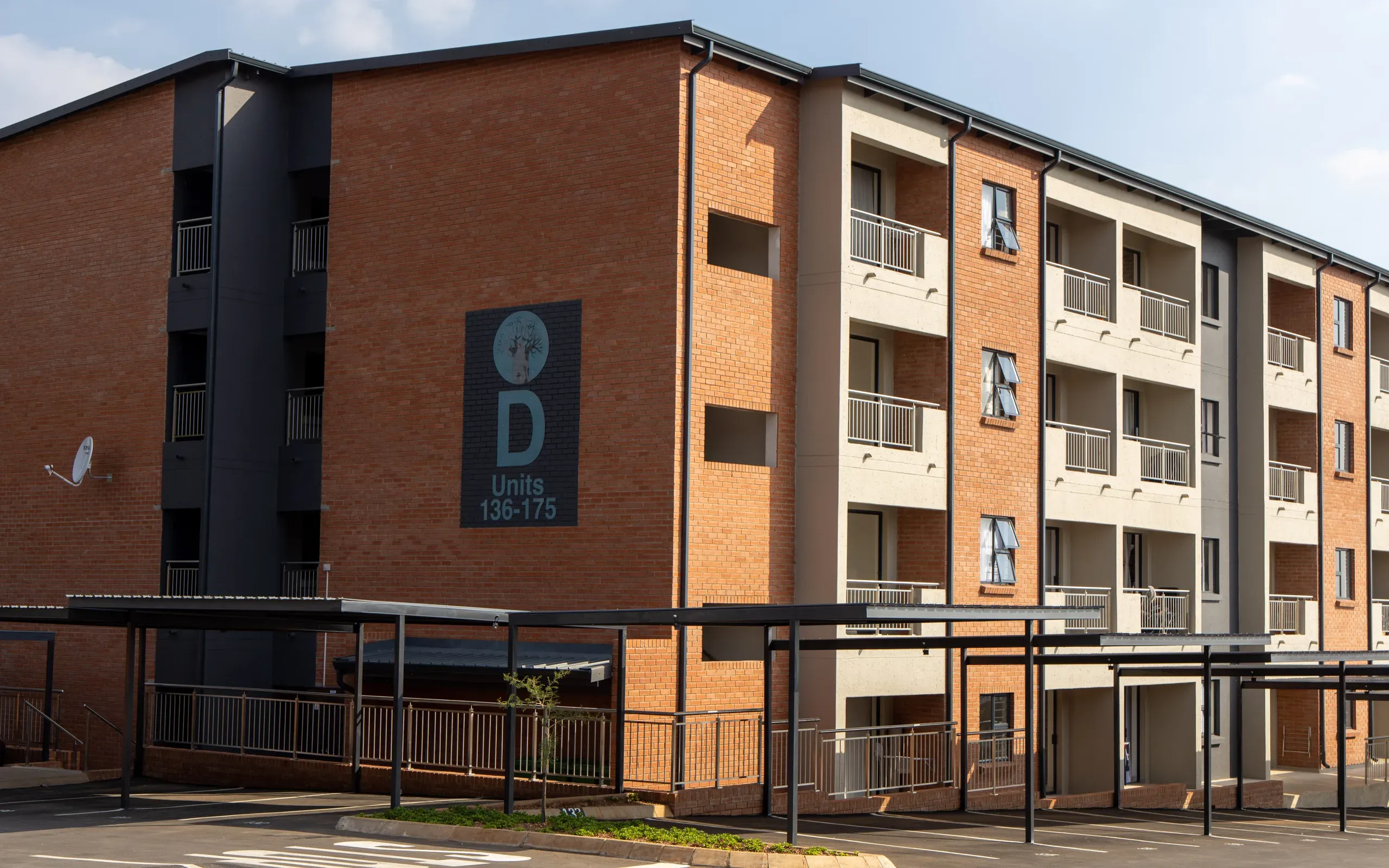 Delta Valencia 4