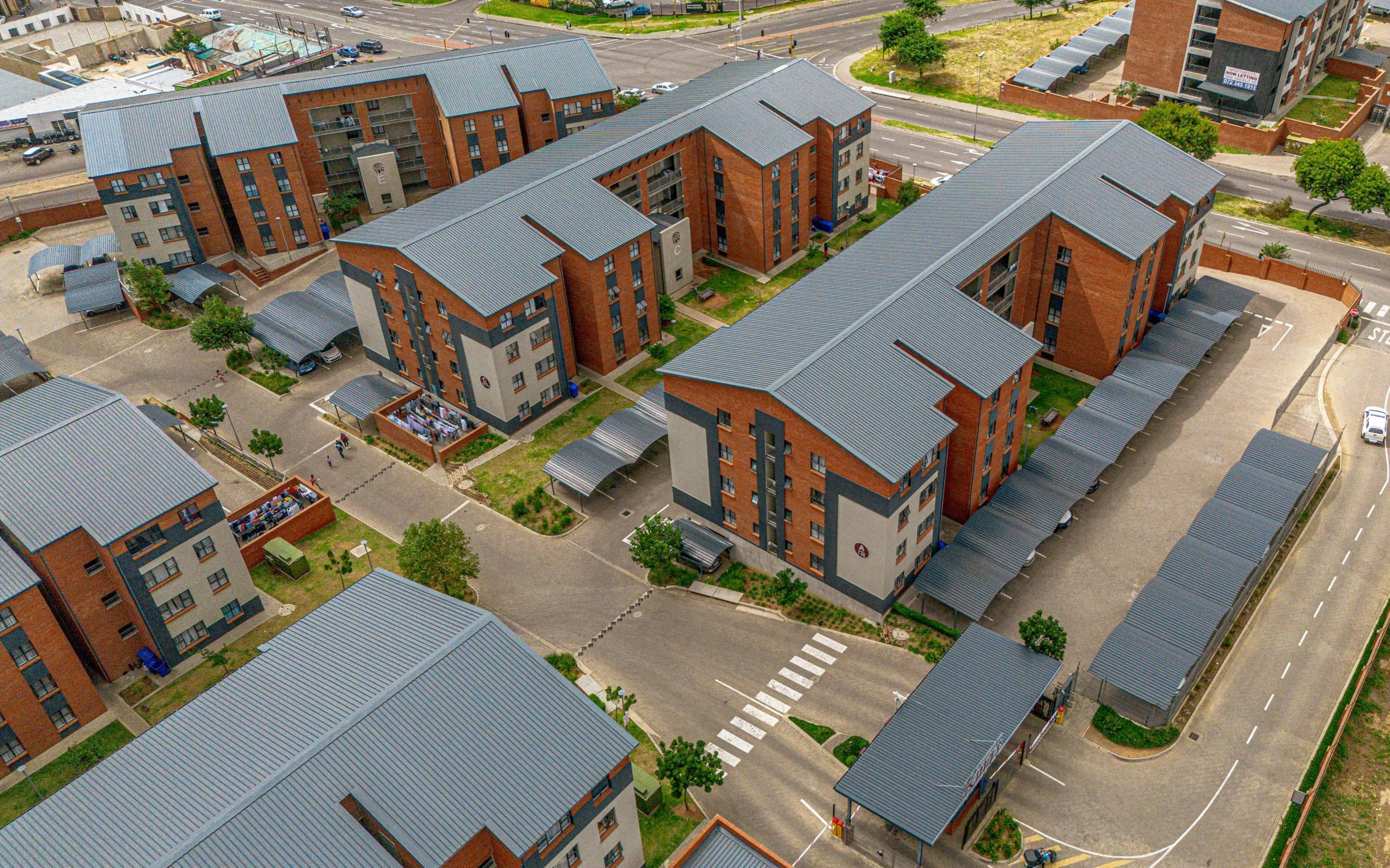 Kings Crossing 4